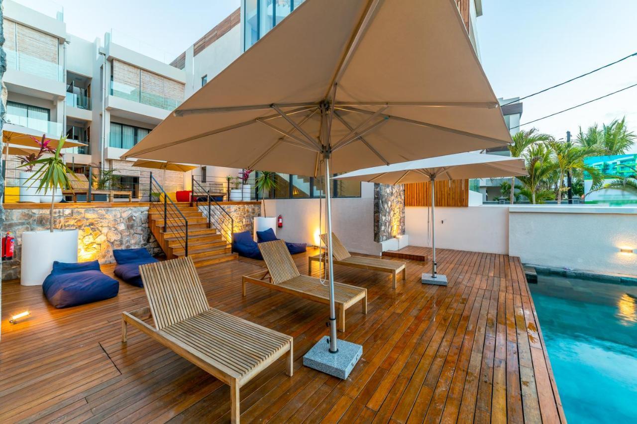 Penthouse 13 - One Bay Residence With Private Rooftop Terrace And Dip In Pool Pereybere Beach Exterior photo